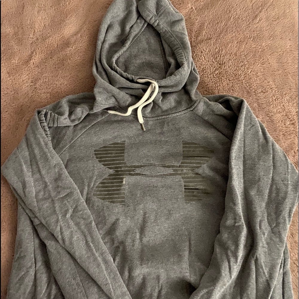 Under Amour Sweatshirt